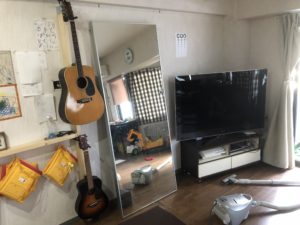 壁掛けテレビ　DIY